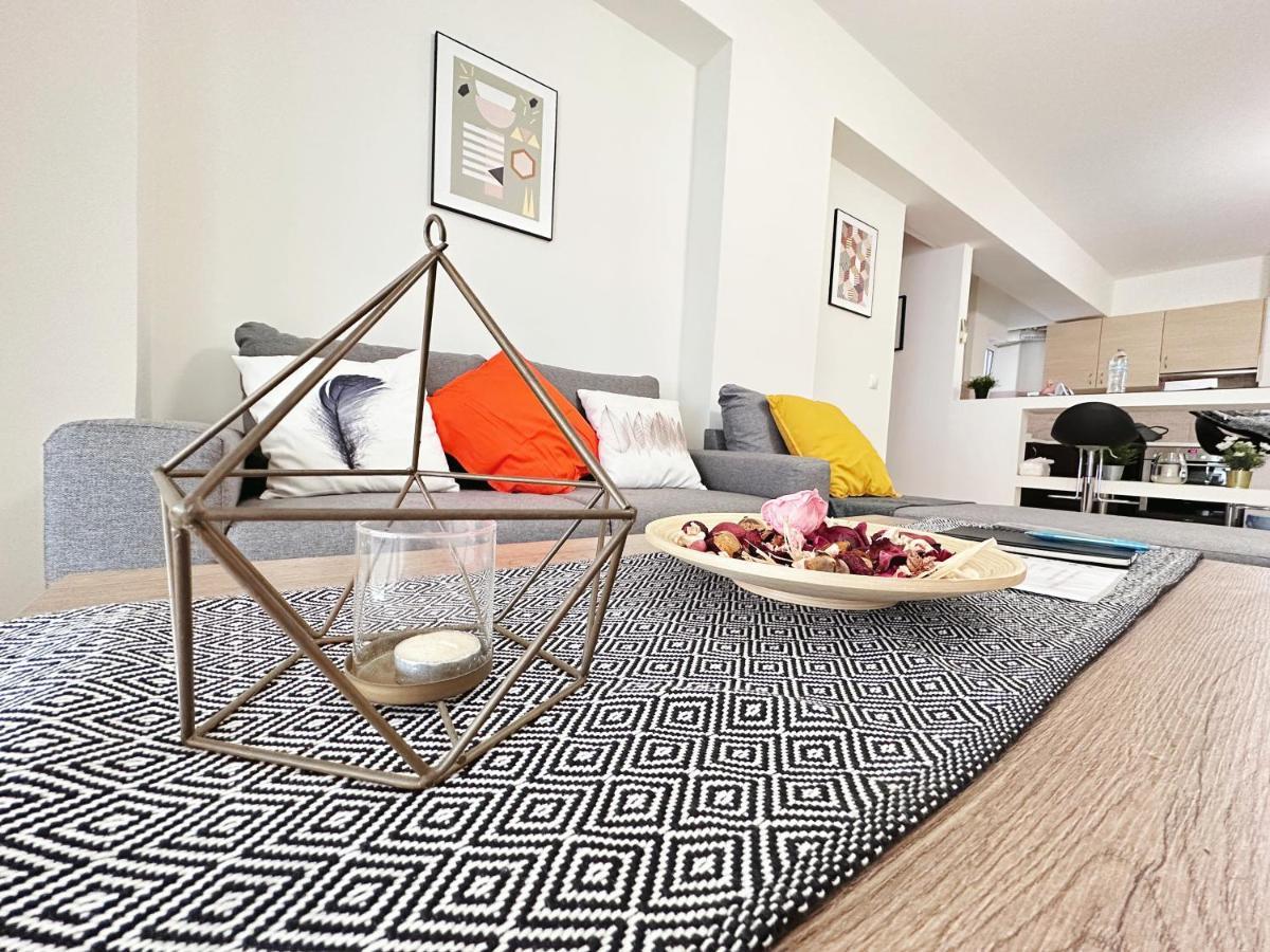 Ah Your Property In Athen Exterior foto